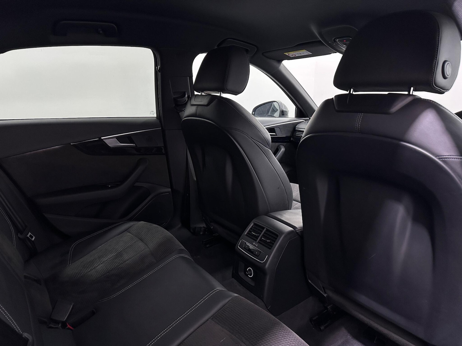 Used Audi A4 2019 for sale - 77091626: Photo 42