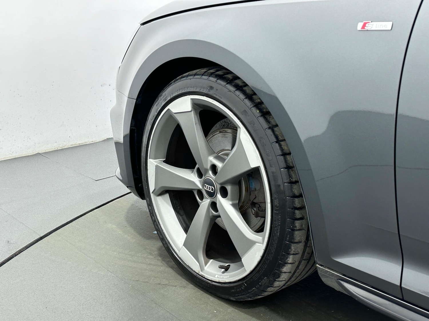 Used Audi A4 2019 for sale - 77091626: Photo 51