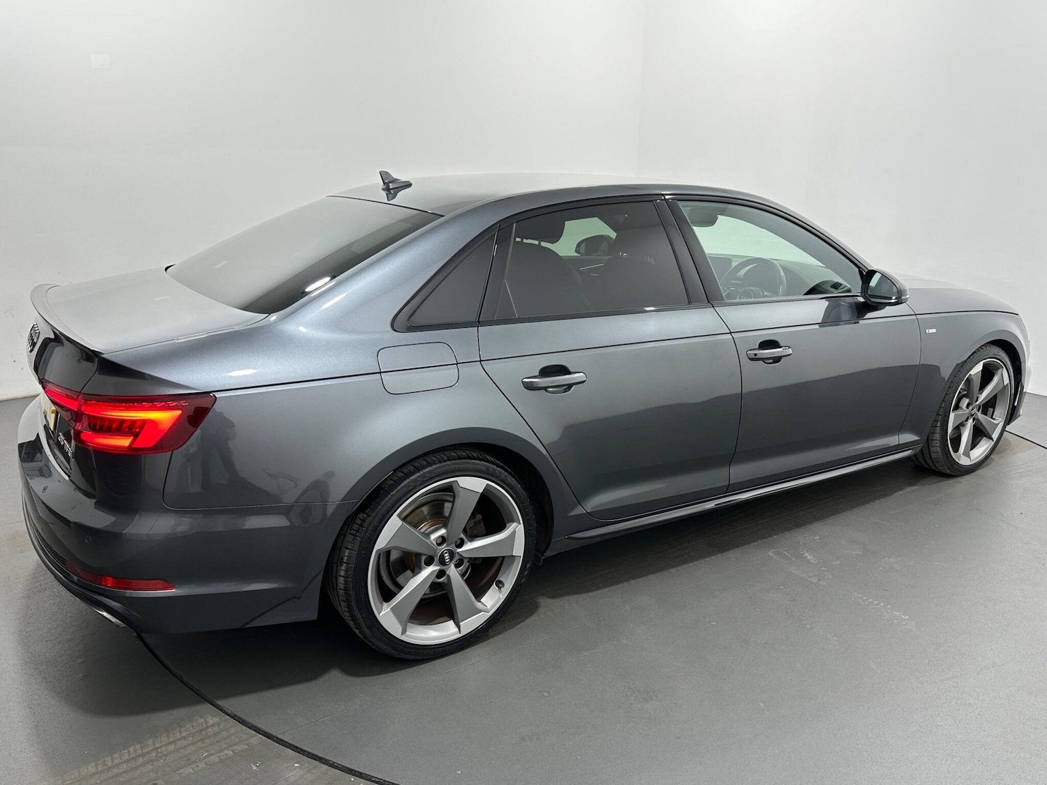 Used Audi A4 2019 for sale - 77091626: Photo 52