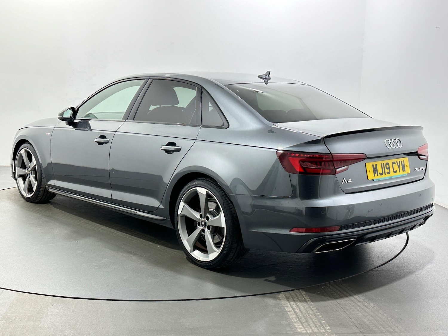 Used Audi A4 2019 for sale - 77091626: Photo 6