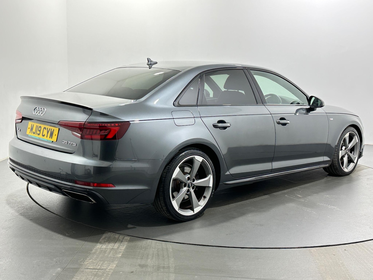 Used Audi A4 2019 for sale - 77091626: Photo 8