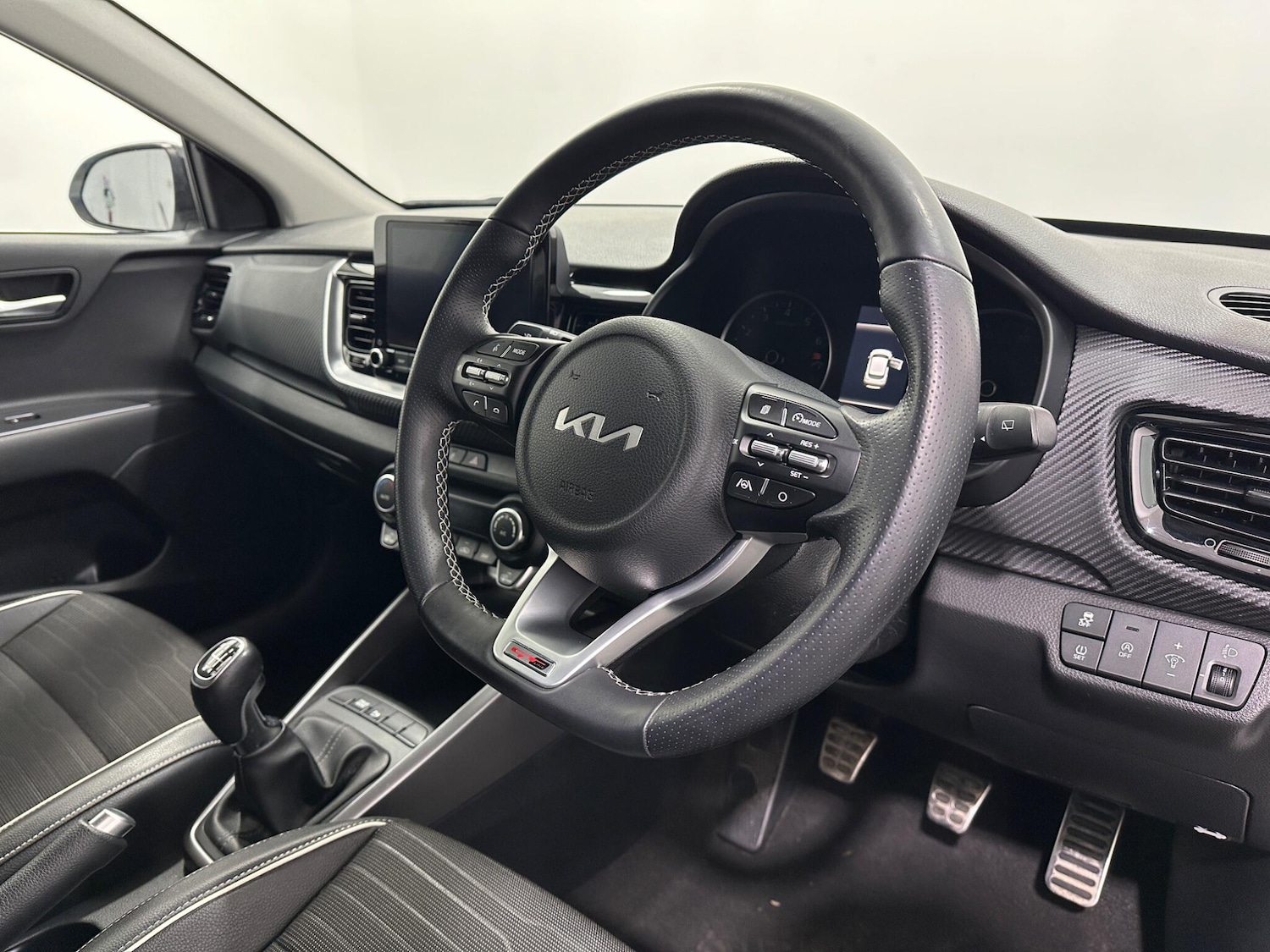 Used Kia Stonic 2022 for sale - 77144019: Photo 10