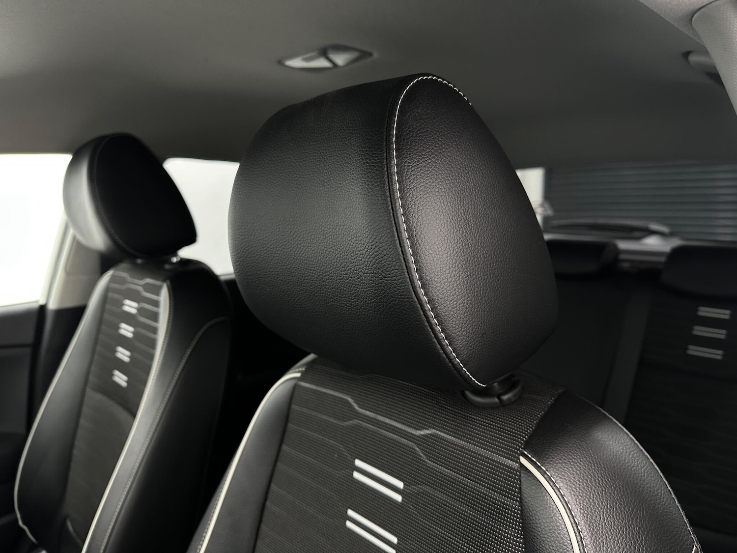 Used Kia Stonic 2022 for sale - 77144019: Photo 34