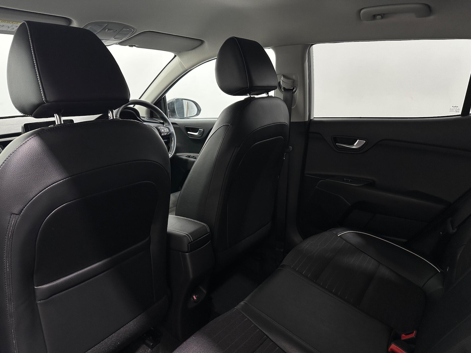 Used Kia Stonic 2022 for sale - 77144019: Photo 36