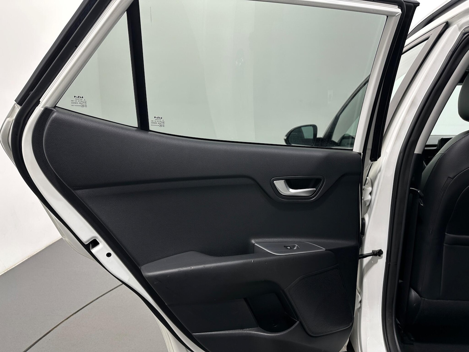 Used Kia Stonic 2022 for sale - 77144019: Photo 38