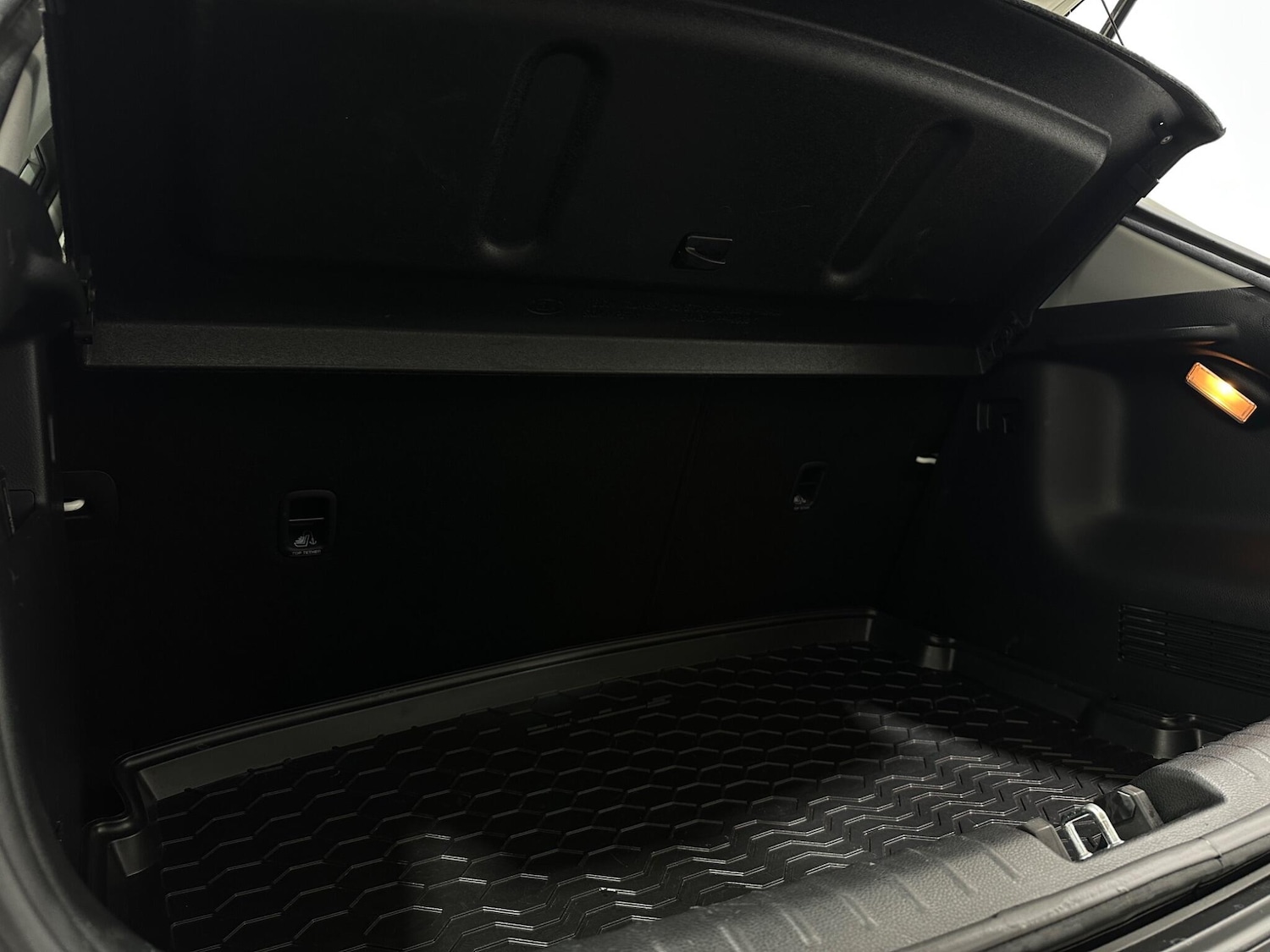 Used Kia Stonic 2022 for sale - 77144019: Photo 45