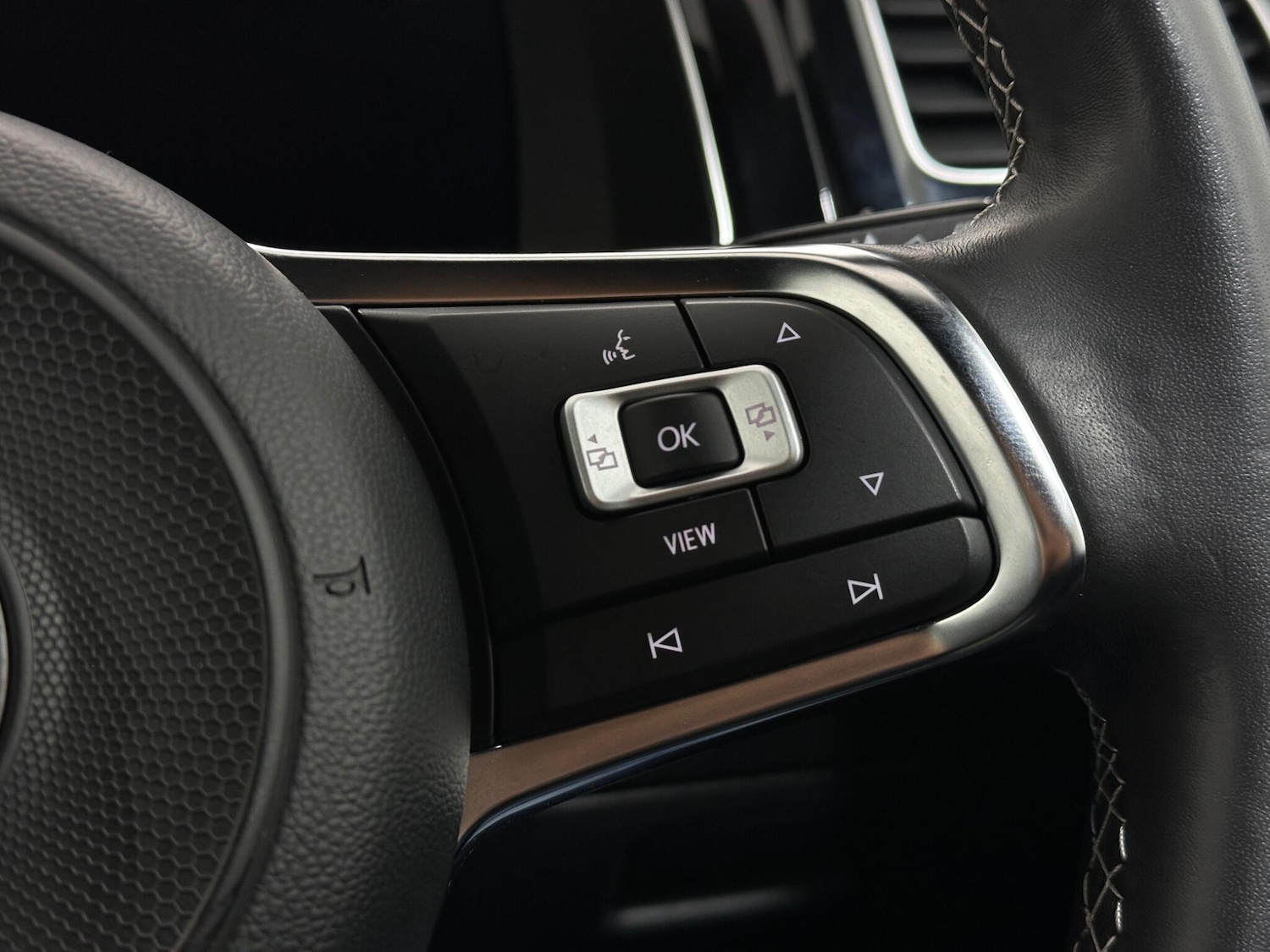 Used Volkswagen Golf 2020 for sale - 76878528: Photo 14