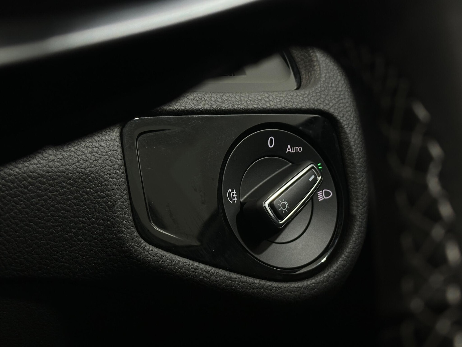 Used Volkswagen Golf 2020 for sale - 76878528: Photo 16