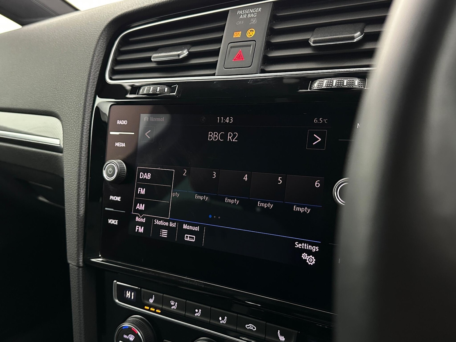 Used Volkswagen Golf 2020 for sale - 76878528: Photo 25