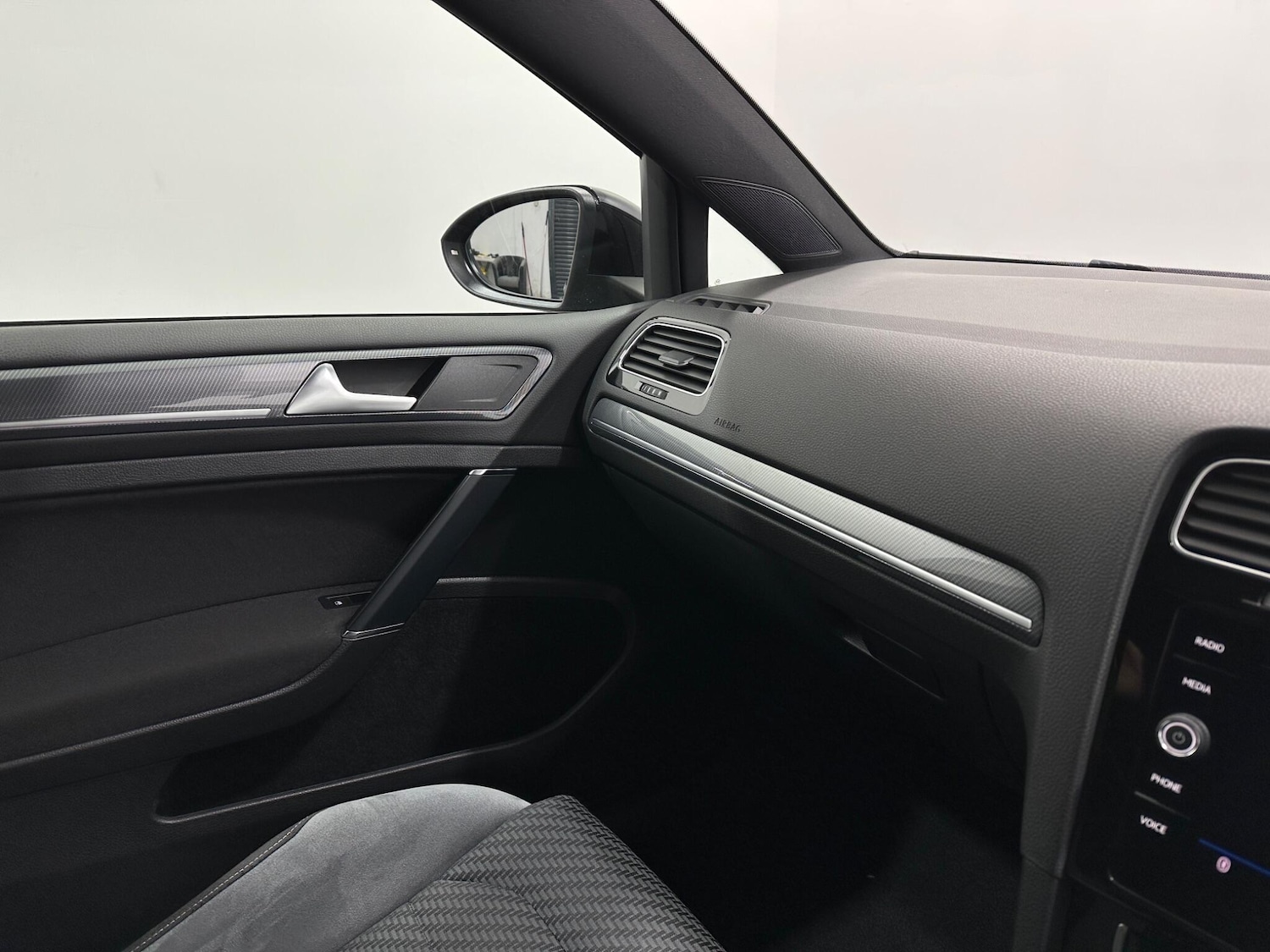 Used Volkswagen Golf 2020 for sale - 76878528: Photo 26