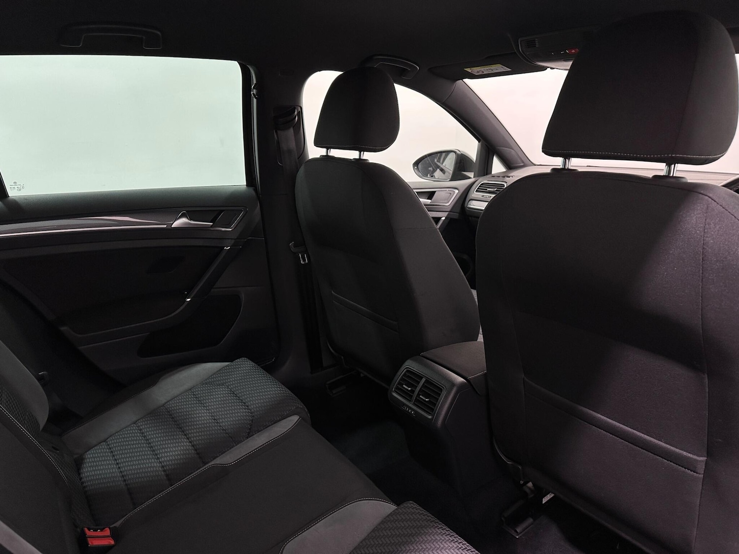 Used Volkswagen Golf 2020 for sale - 76878528: Photo 41