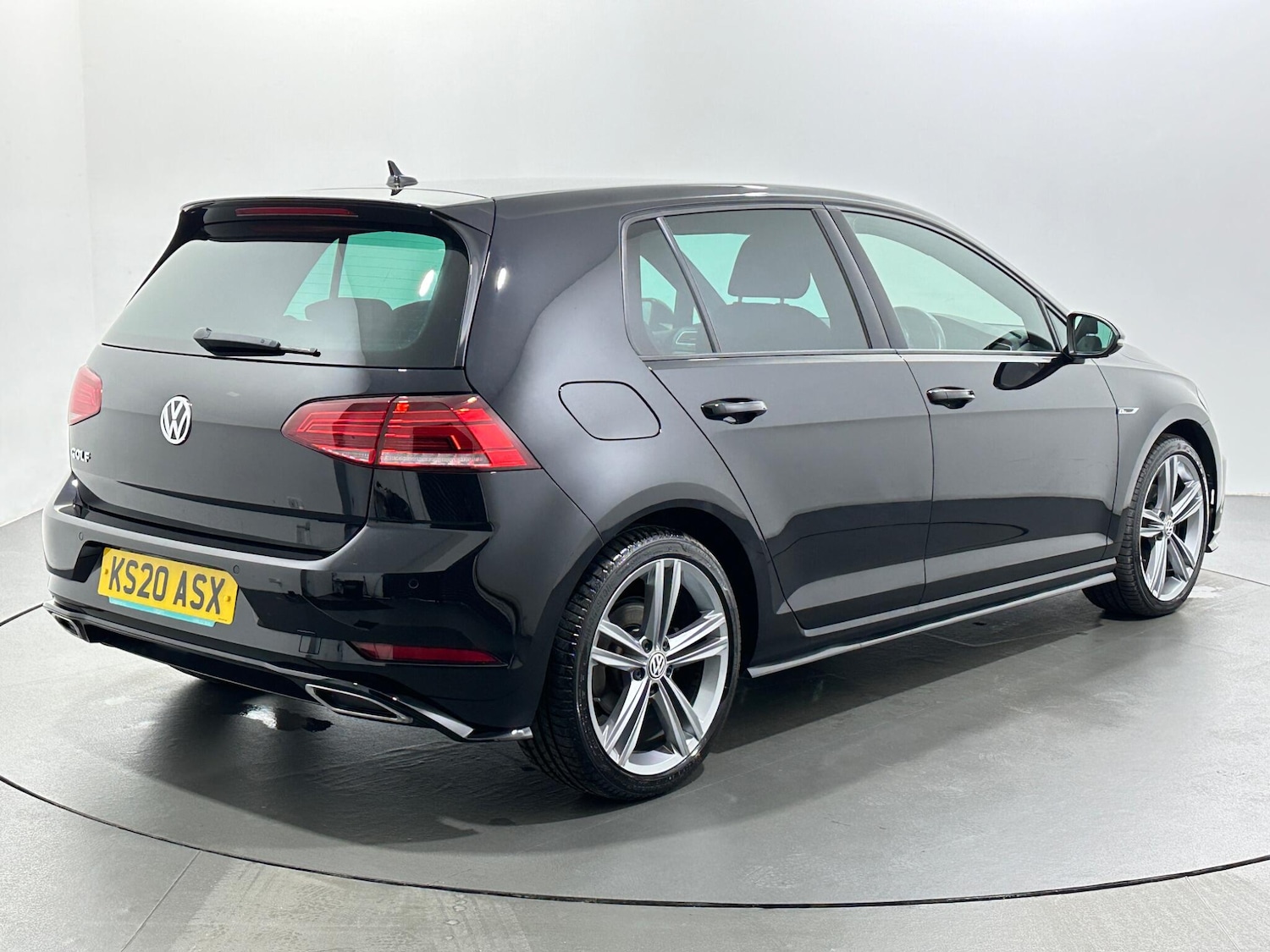 Used Volkswagen Golf 2020 for sale - 76878528: Photo 8