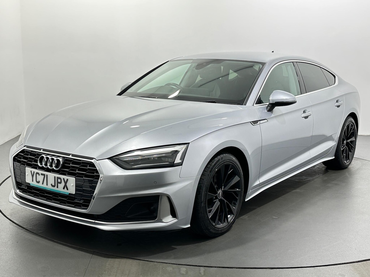 Used Audi A5 2022 for sale - 76886180: Photo 4