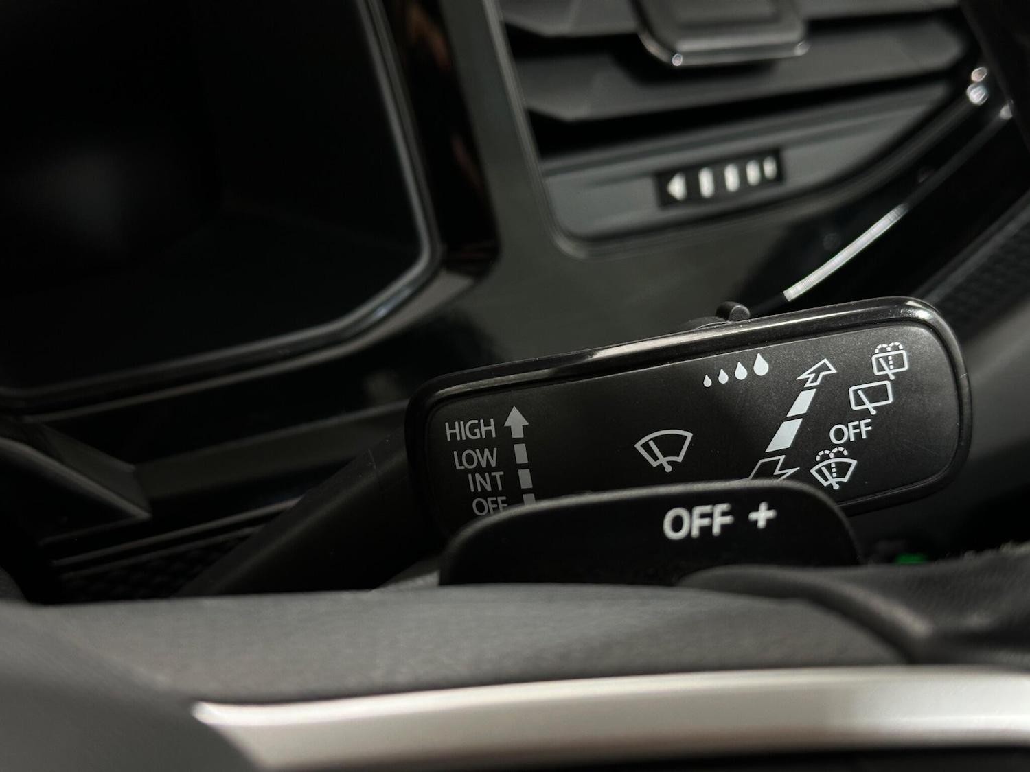 Used Volkswagen Taigo 2023 for sale - 77411927: Photo 16