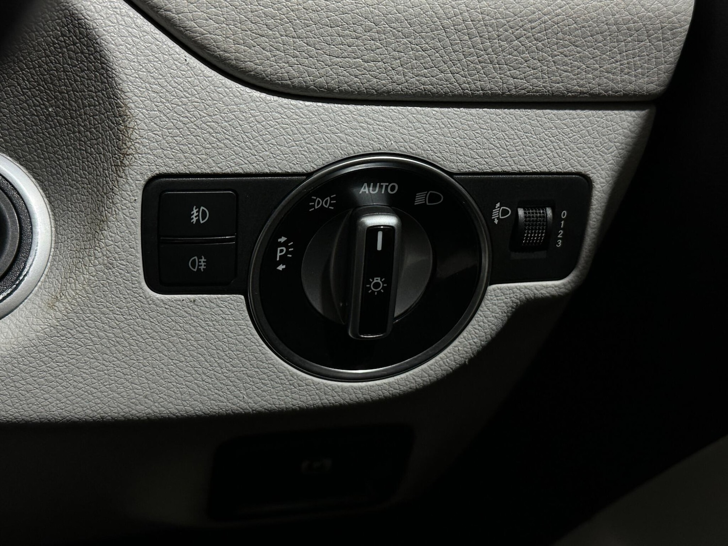 Used Mercedes-Benz GLA 2017 for sale - 76878903: Photo 15