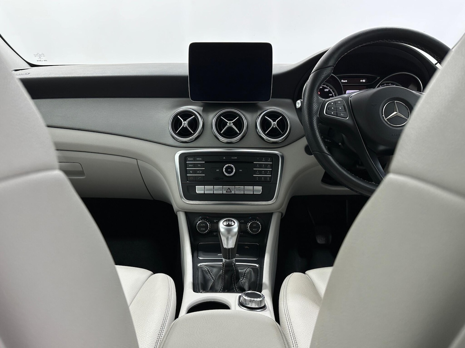 Used Mercedes-Benz GLA 2017 for sale - 76878903: Photo 17