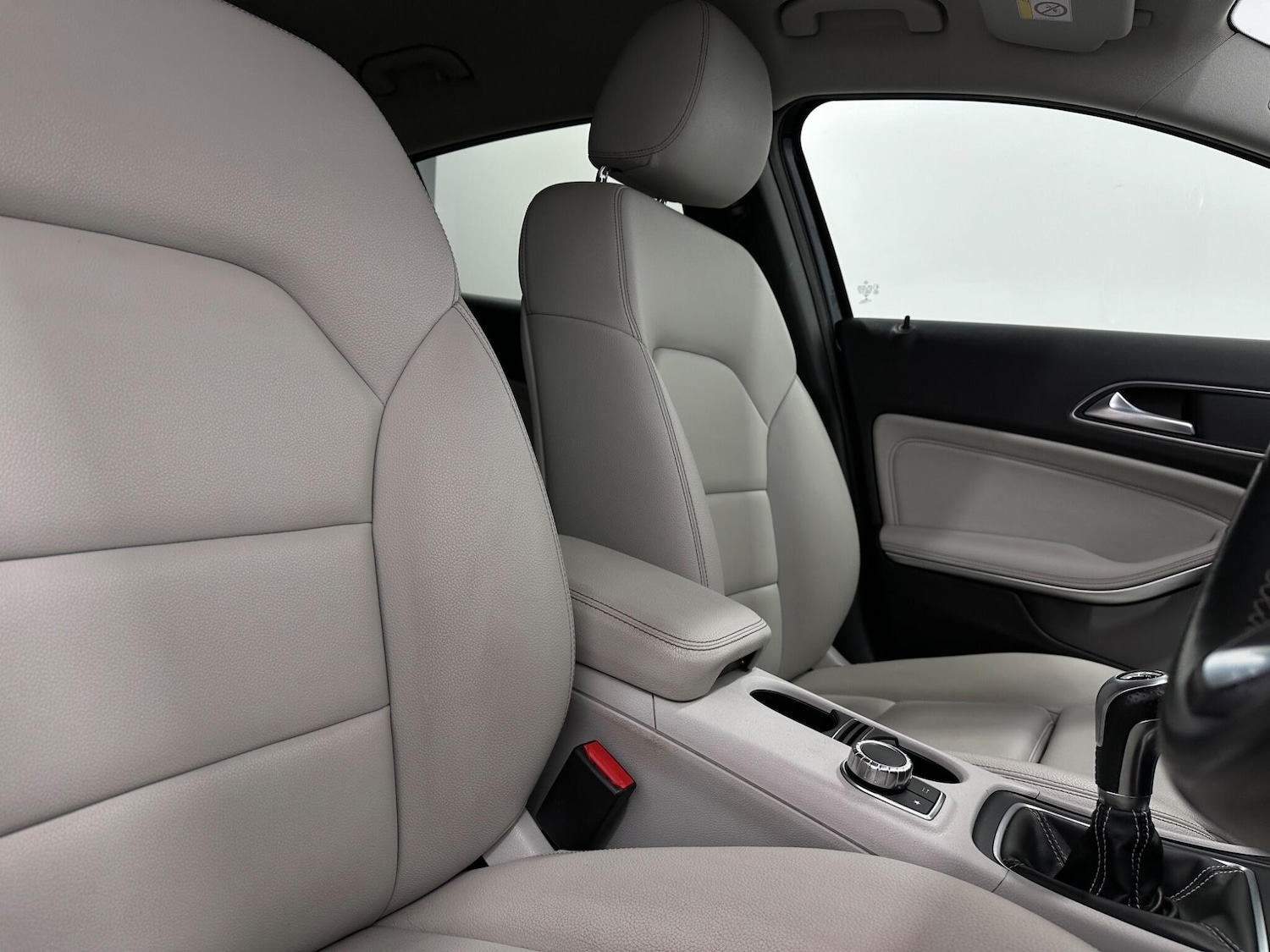 Used Mercedes-Benz GLA 2017 for sale - 76878903: Photo 28