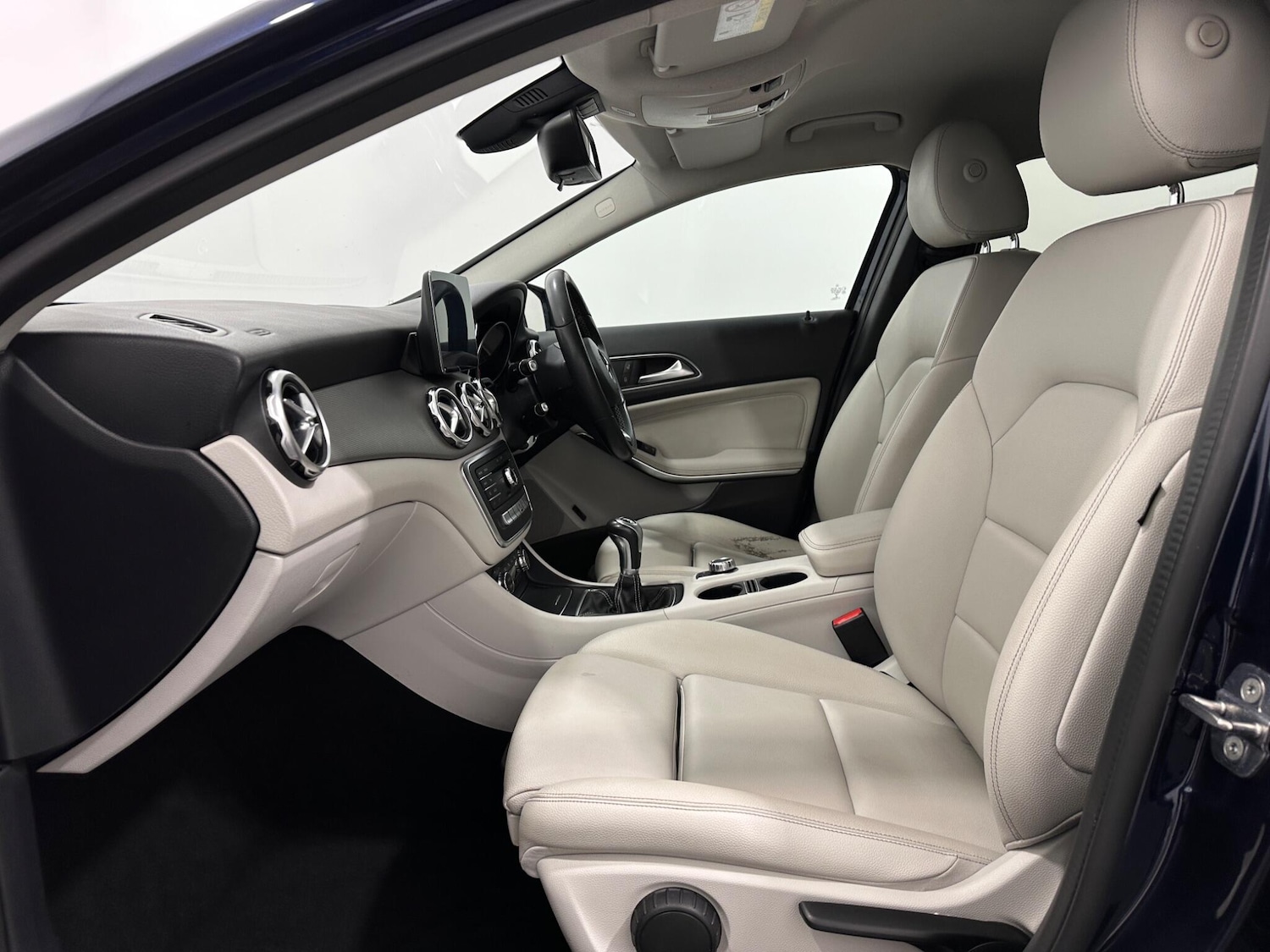 Used Mercedes-Benz GLA 2017 for sale - 76878903: Photo 31