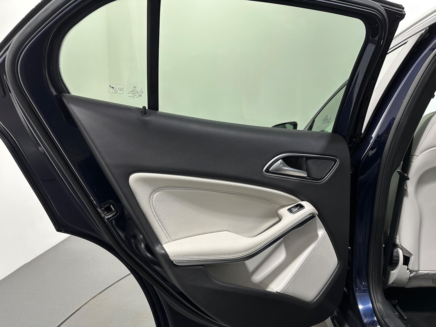 Used Mercedes-Benz GLA 2017 for sale - 76878903: Photo 37