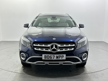 Used Mercedes-Benz GLA 2017 for sale - 76878903: Photo