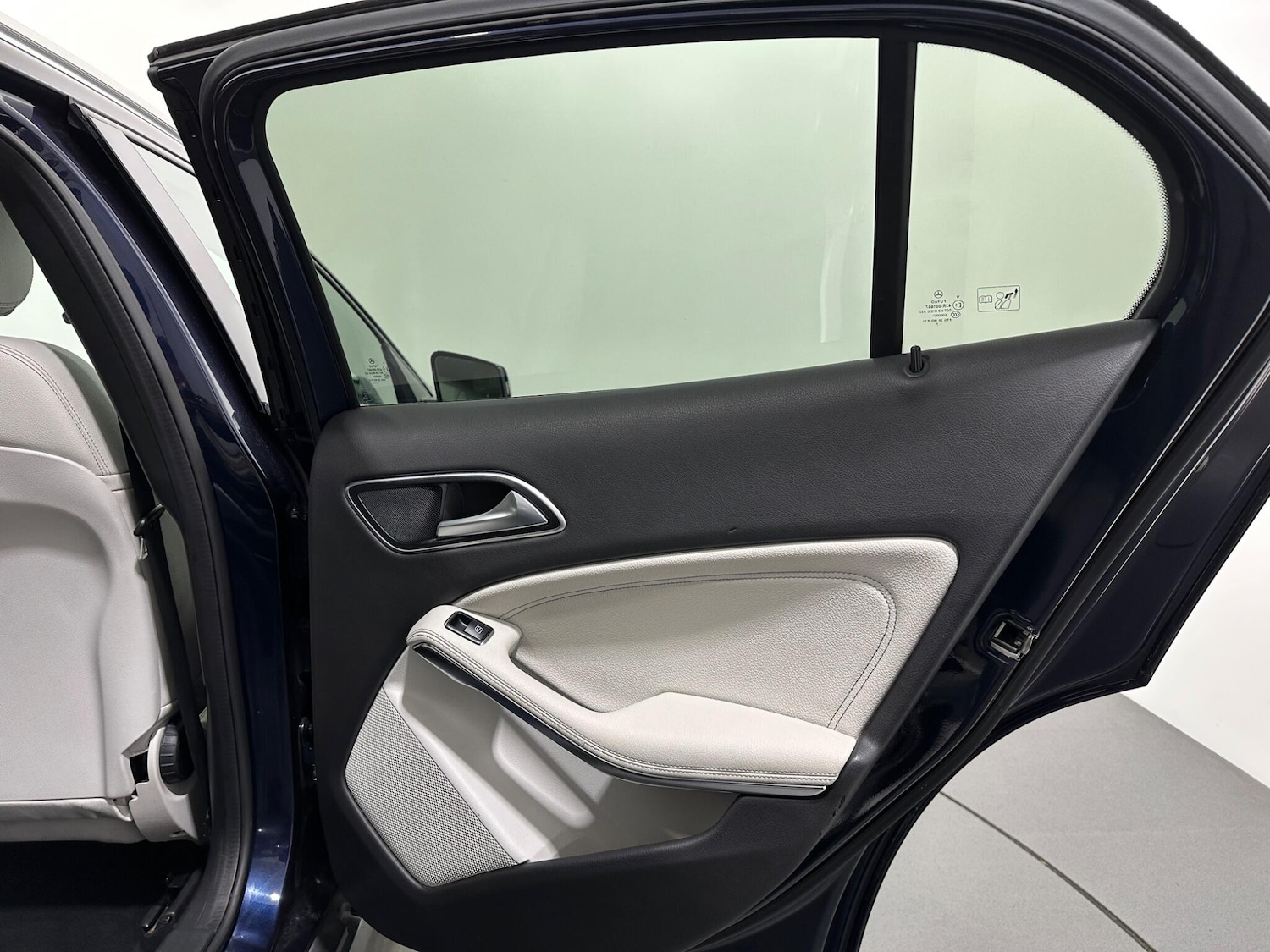 Used Mercedes-Benz GLA 2017 for sale - 76878903: Photo 40