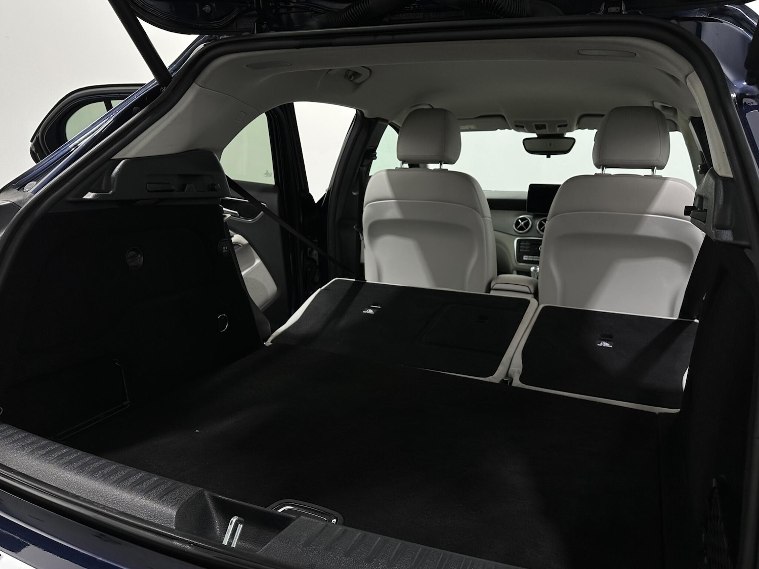 Used Mercedes-Benz GLA 2017 for sale - 76878903: Photo 42