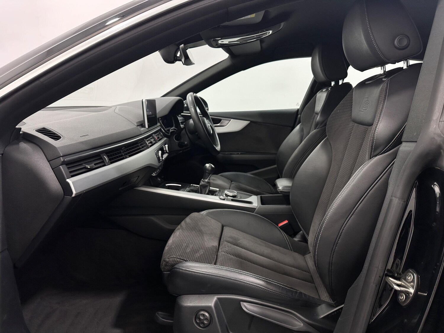 Used Audi A5 2019 for sale - 77683001: Photo 37