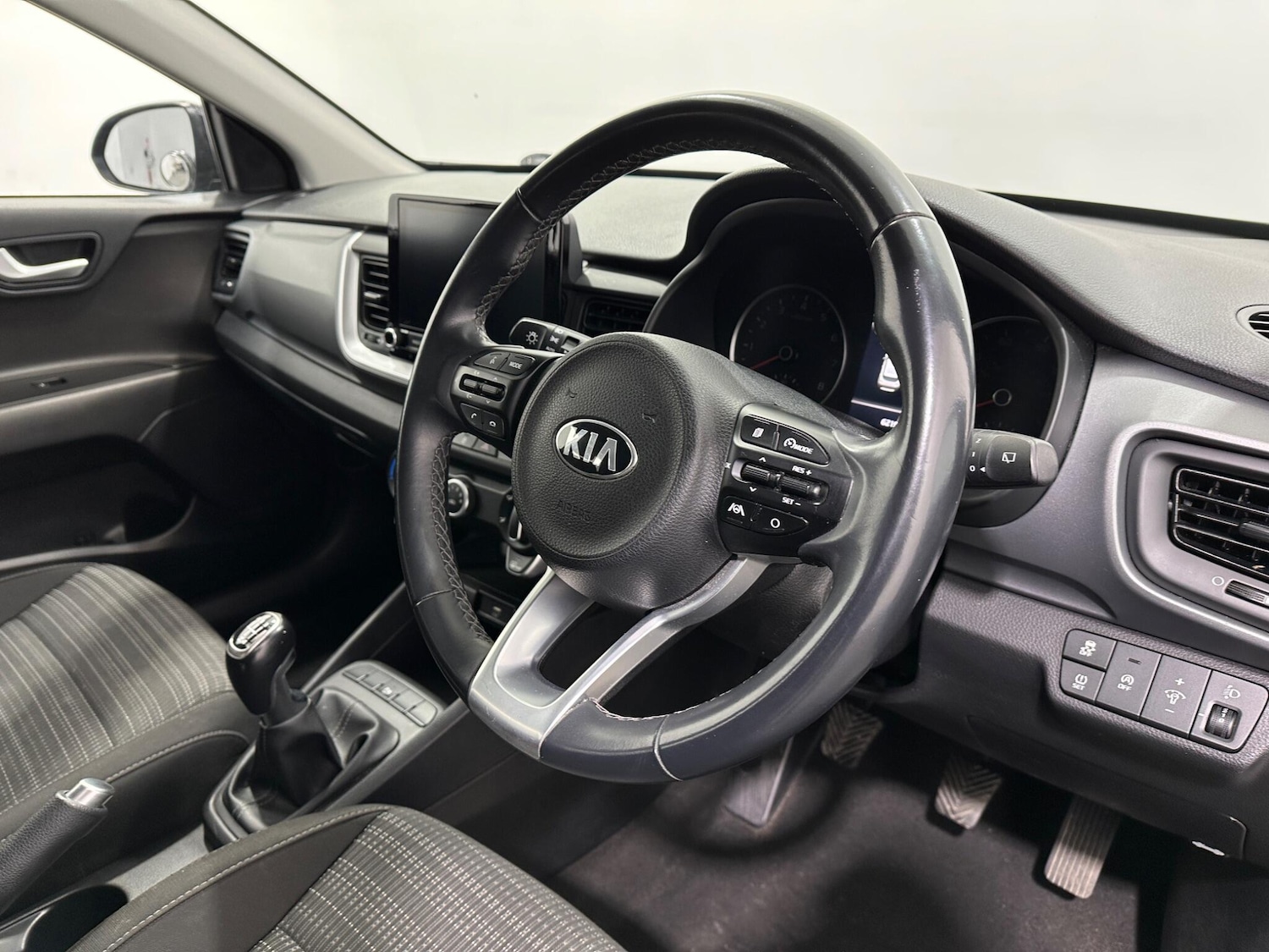 Used Kia Stonic for sale - 78220200: Photo 11