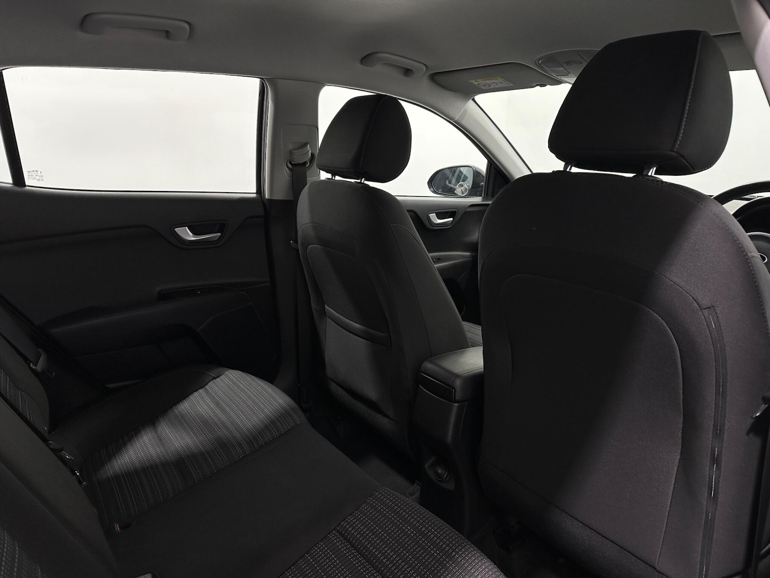 Used Kia Stonic for sale - 78220200: Photo 38