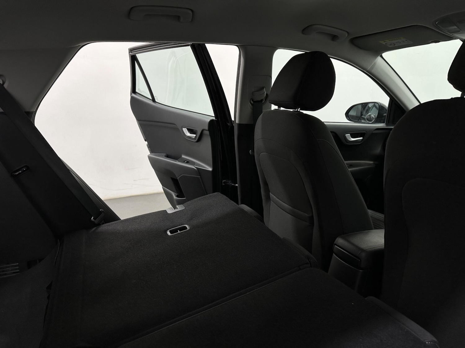 Used Kia Stonic for sale - 78220200: Photo 43