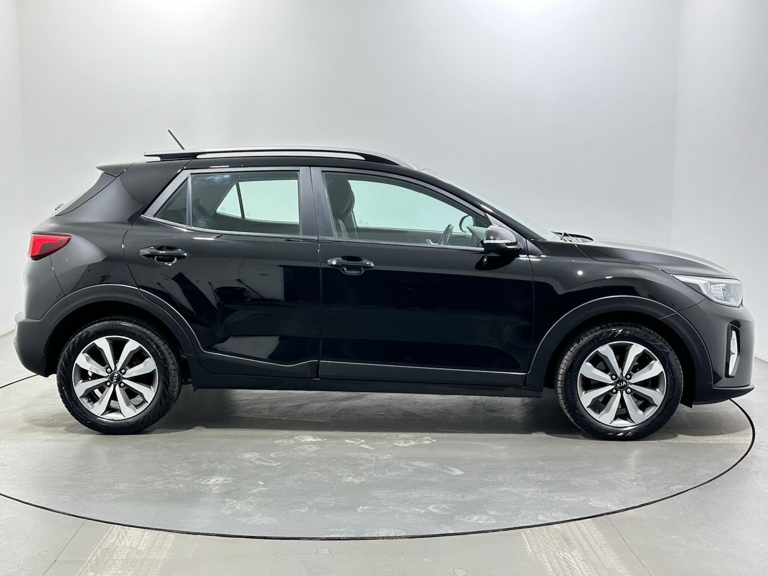 Used Kia Stonic for sale - 78220200: Photo 9