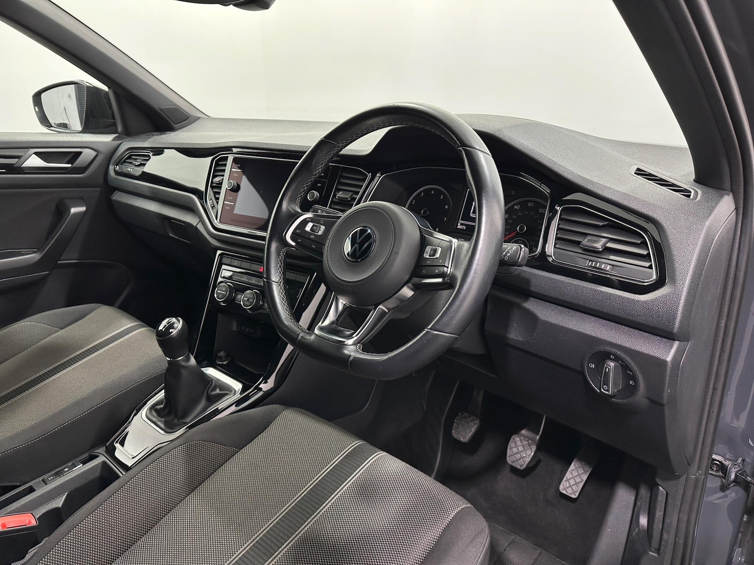 Used Volkswagen T-Roc 2021 for sale - 77255532: Photo 10