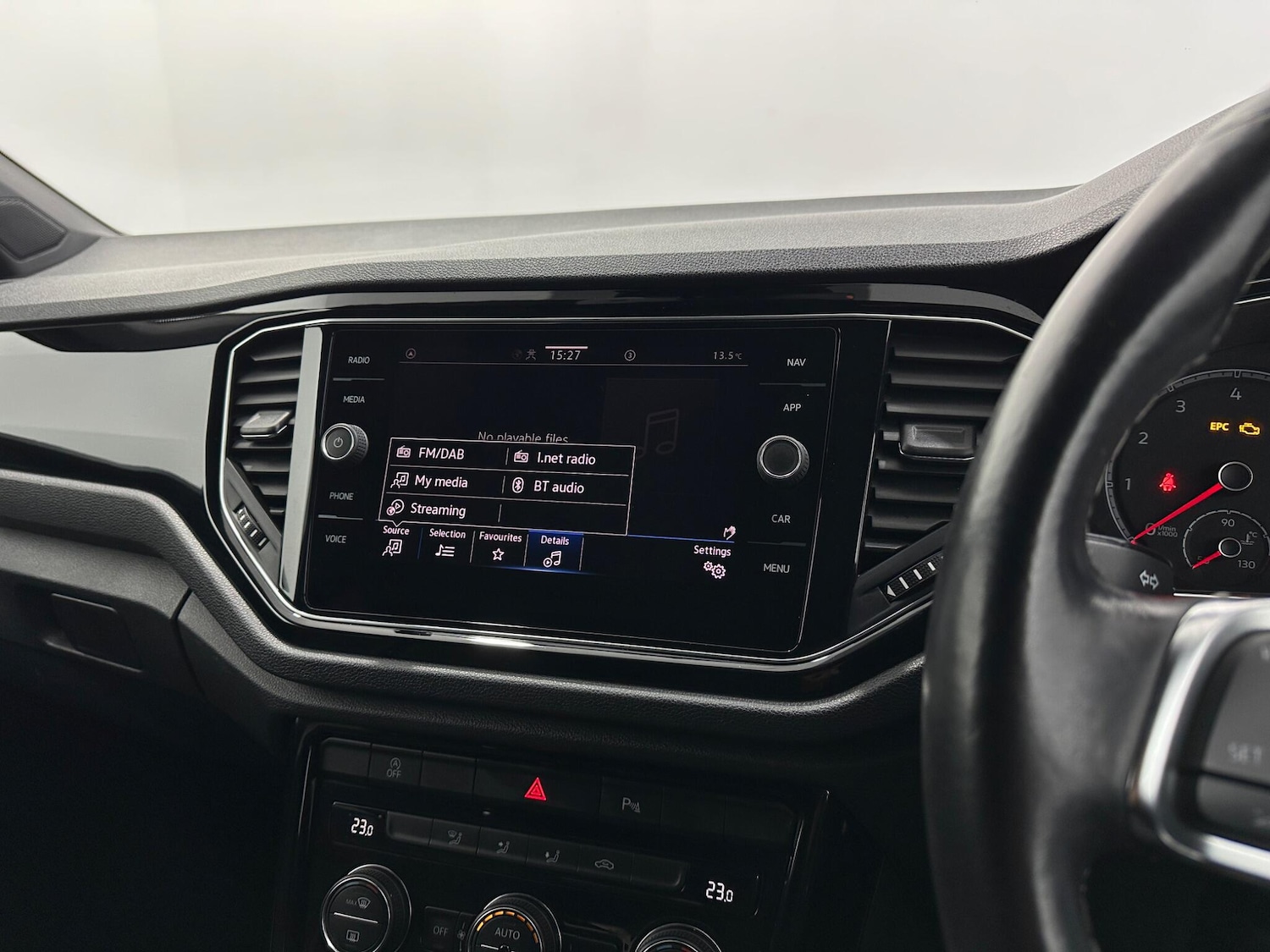 Used Volkswagen T-Roc 2021 for sale - 77255532: Photo 23