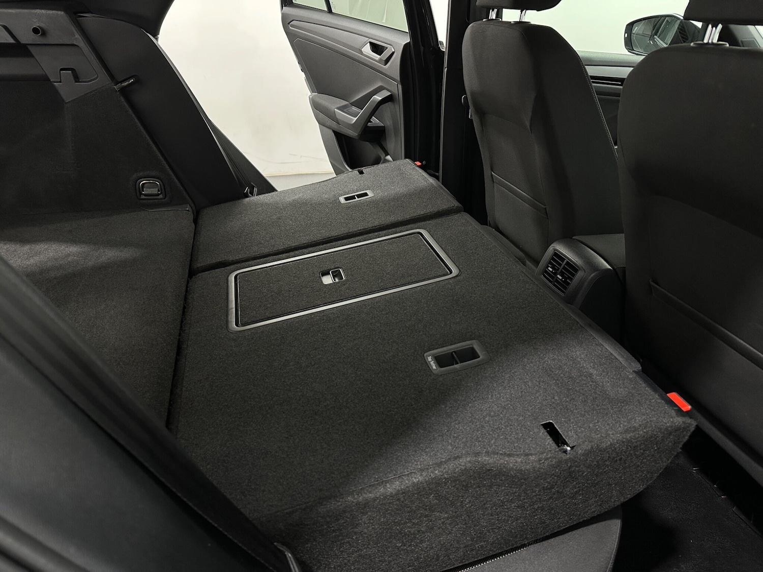 Used Volkswagen T-Roc 2021 for sale - 77255532: Photo 44