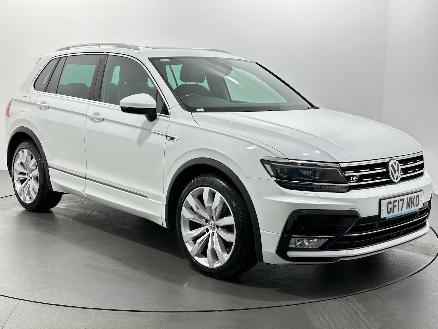 Used Volkswagen Tiguan 2017 for sale - 76878536: Photo 1