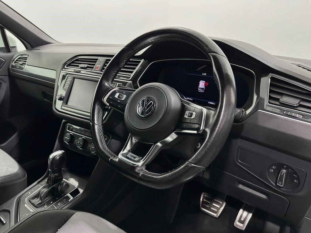 Used Volkswagen Tiguan 2017 for sale - 76878536: Photo 10