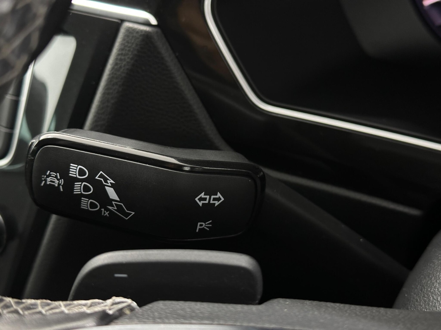 Used Volkswagen Tiguan 2017 for sale - 76878536: Photo 12