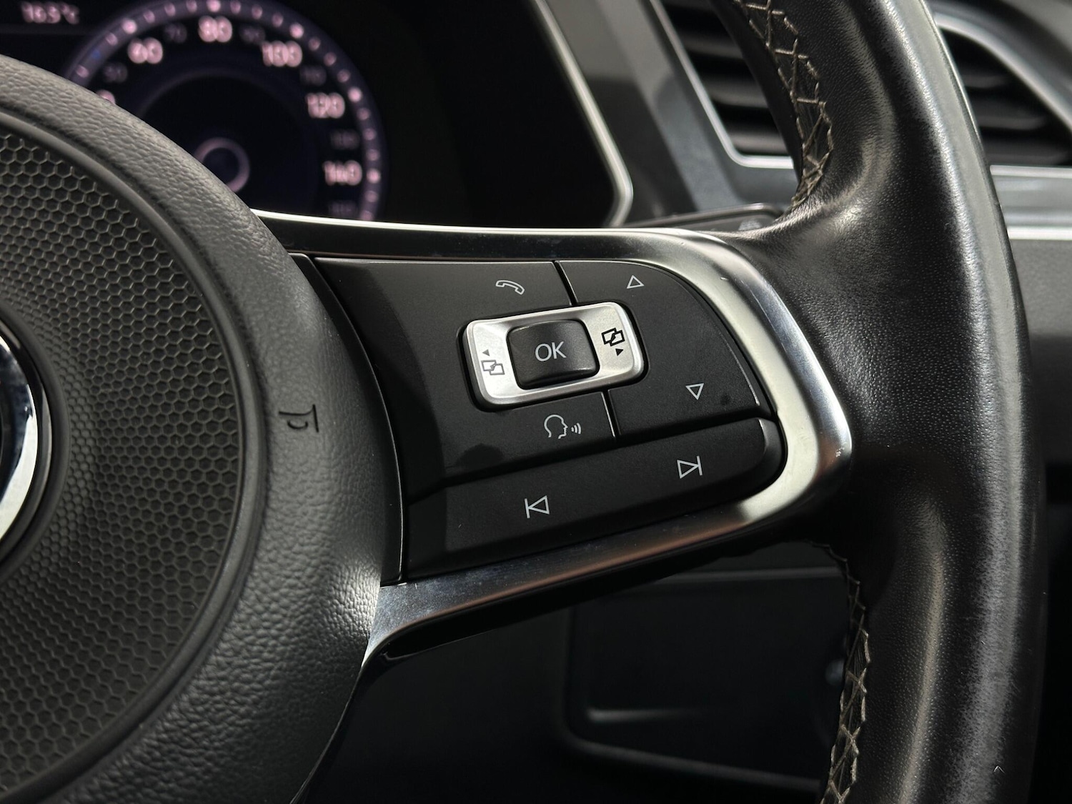 Used Volkswagen Tiguan 2017 for sale - 76878536: Photo 14