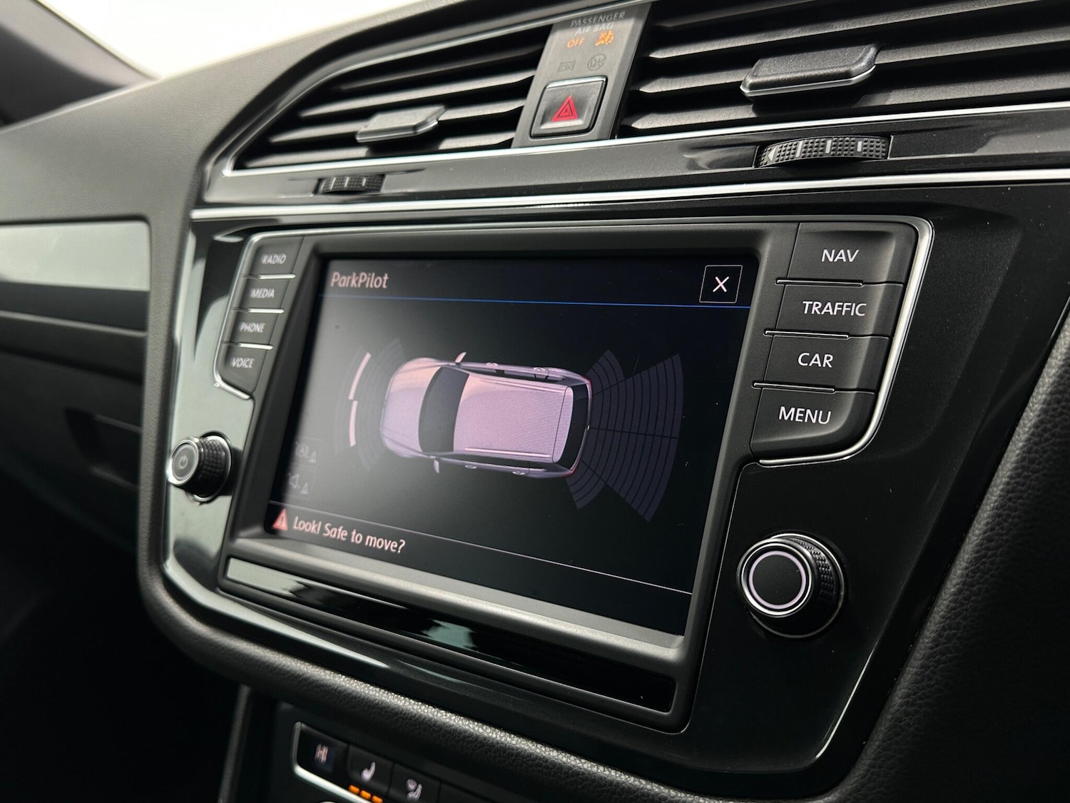 Used Volkswagen Tiguan 2017 for sale - 76878536: Photo 22