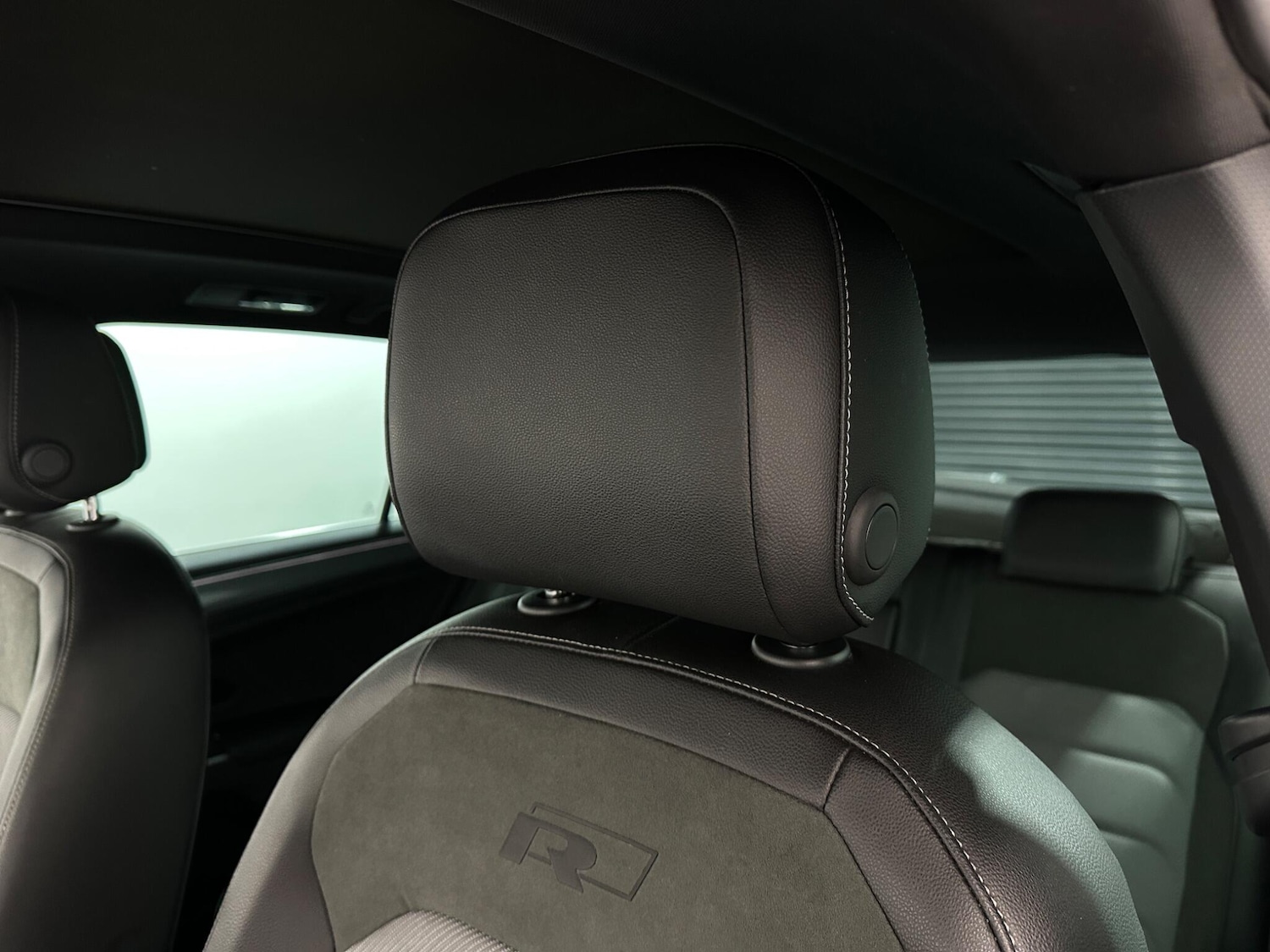 Used Volkswagen Tiguan 2017 for sale - 76878536: Photo 36