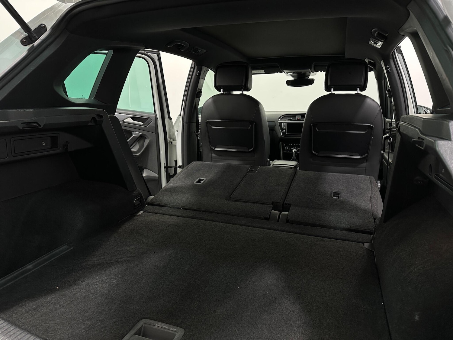 Used Volkswagen Tiguan 2017 for sale - 76878536: Photo 46