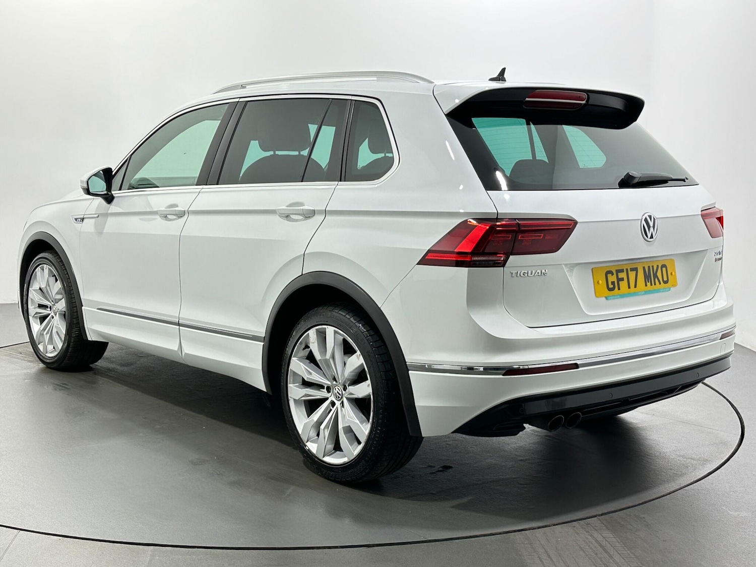 Used Volkswagen Tiguan 2017 for sale - 76878536: Photo 6