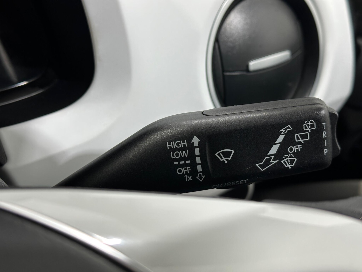 Used Volkswagen up! 2019 for sale - 76878963: Photo 13