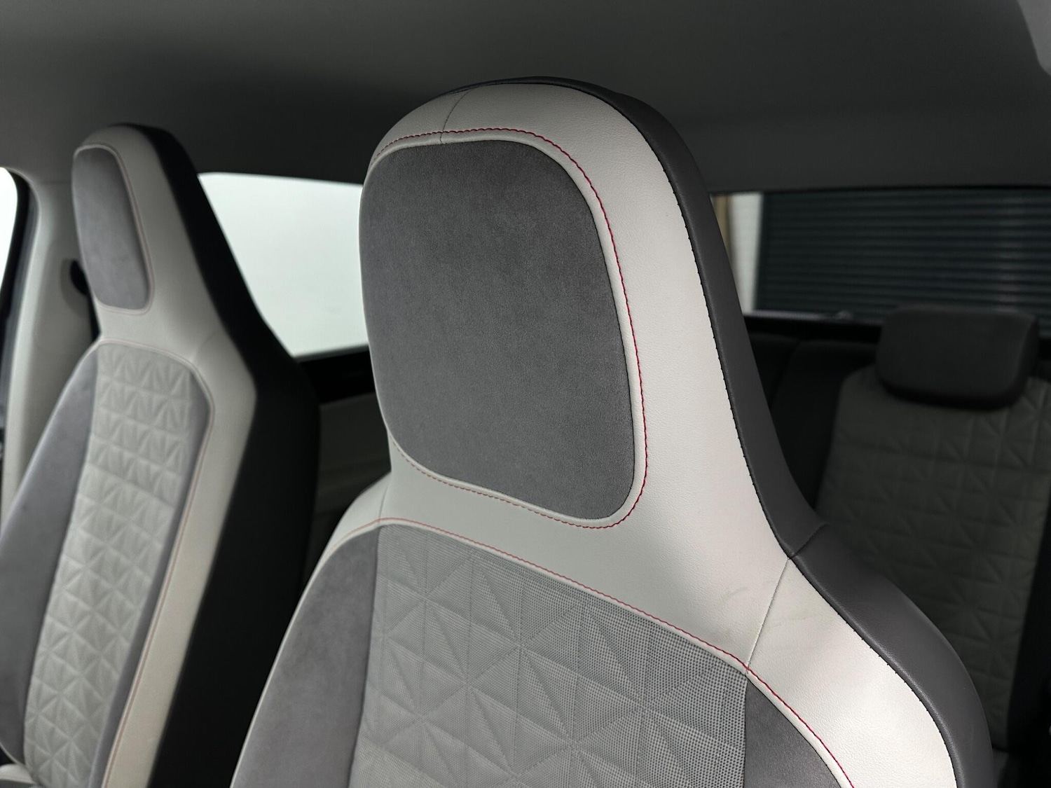 Used Volkswagen up! 2019 for sale - 76878963: Photo 29