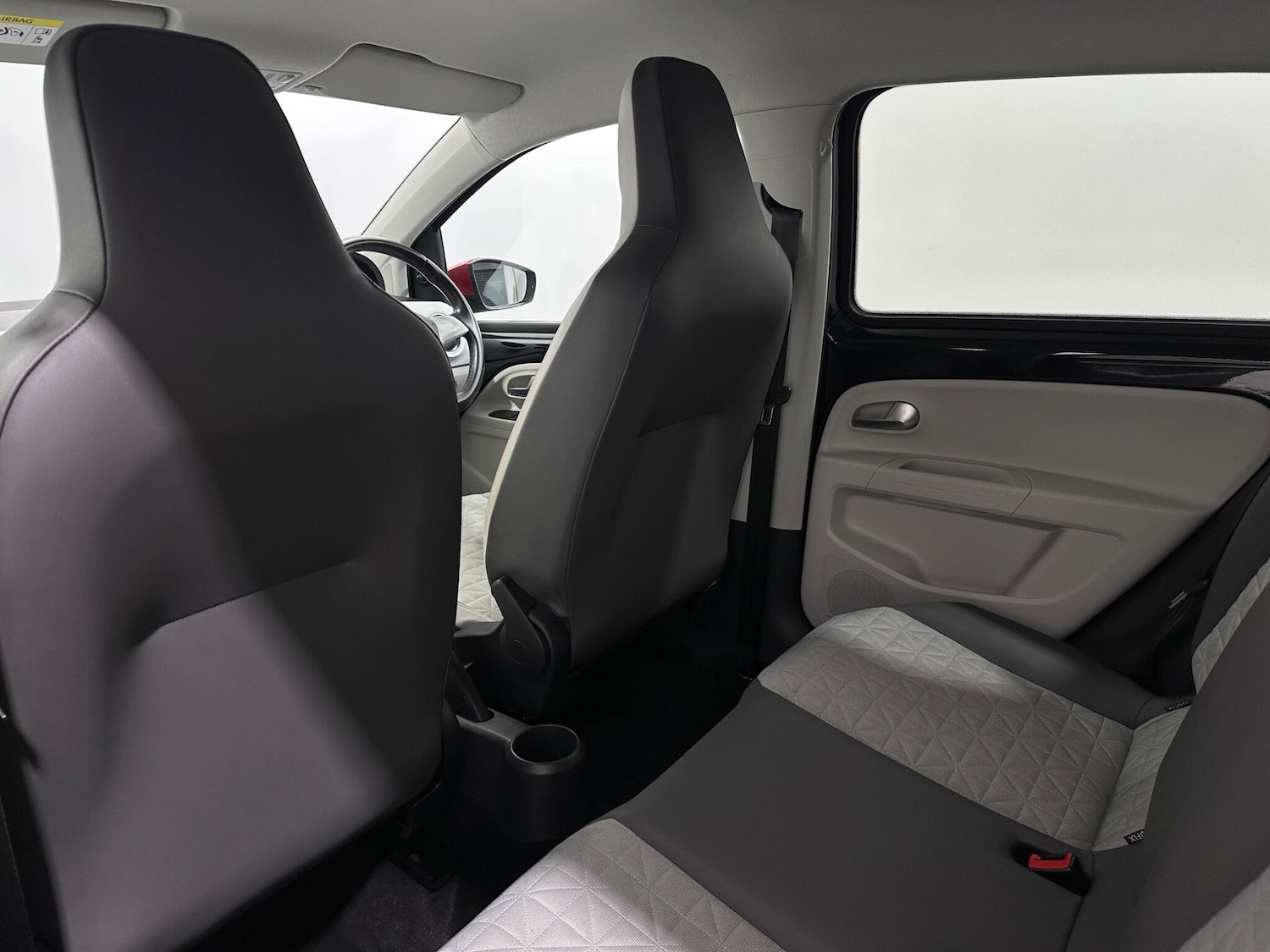 Used Volkswagen up! 2019 for sale - 76878963: Photo 31