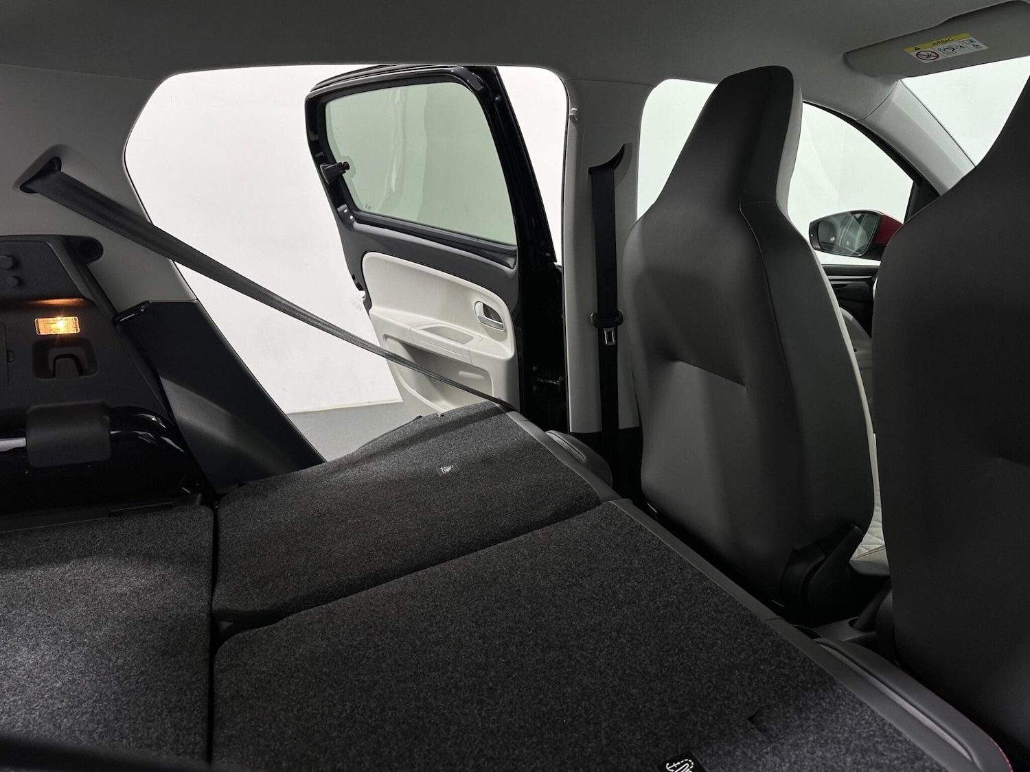 Used Volkswagen up! 2019 for sale - 76878963: Photo 39