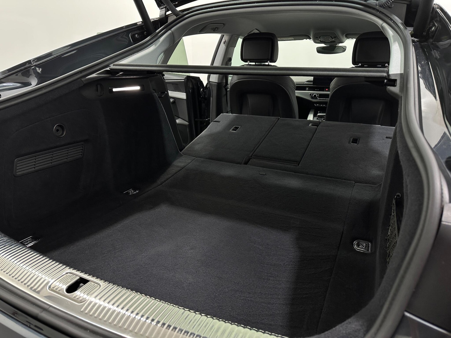 Used Audi A5 2020 for sale - 77331928: Photo 44