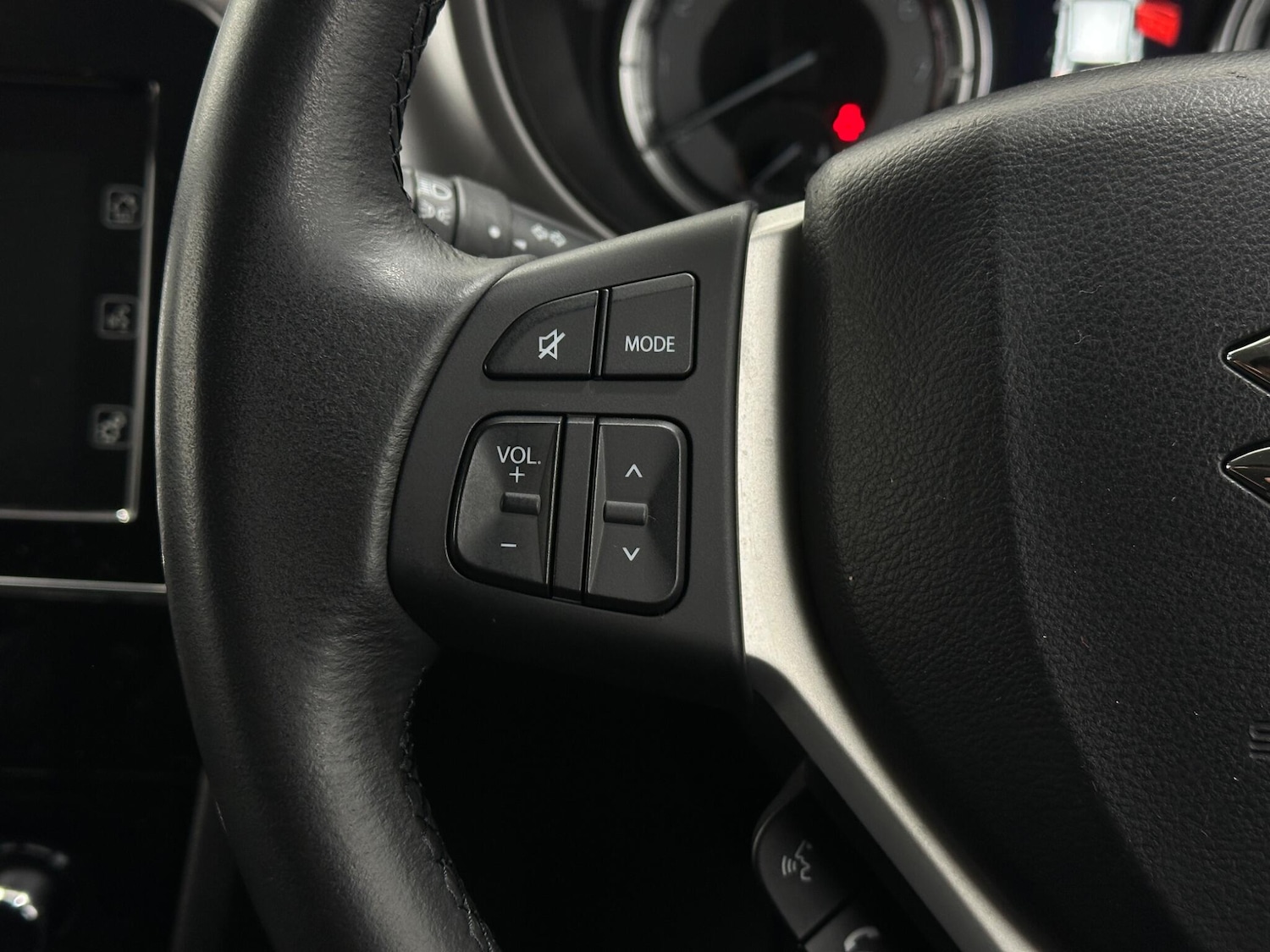 Used Suzuki Vitara for sale - 77190597: Photo 14