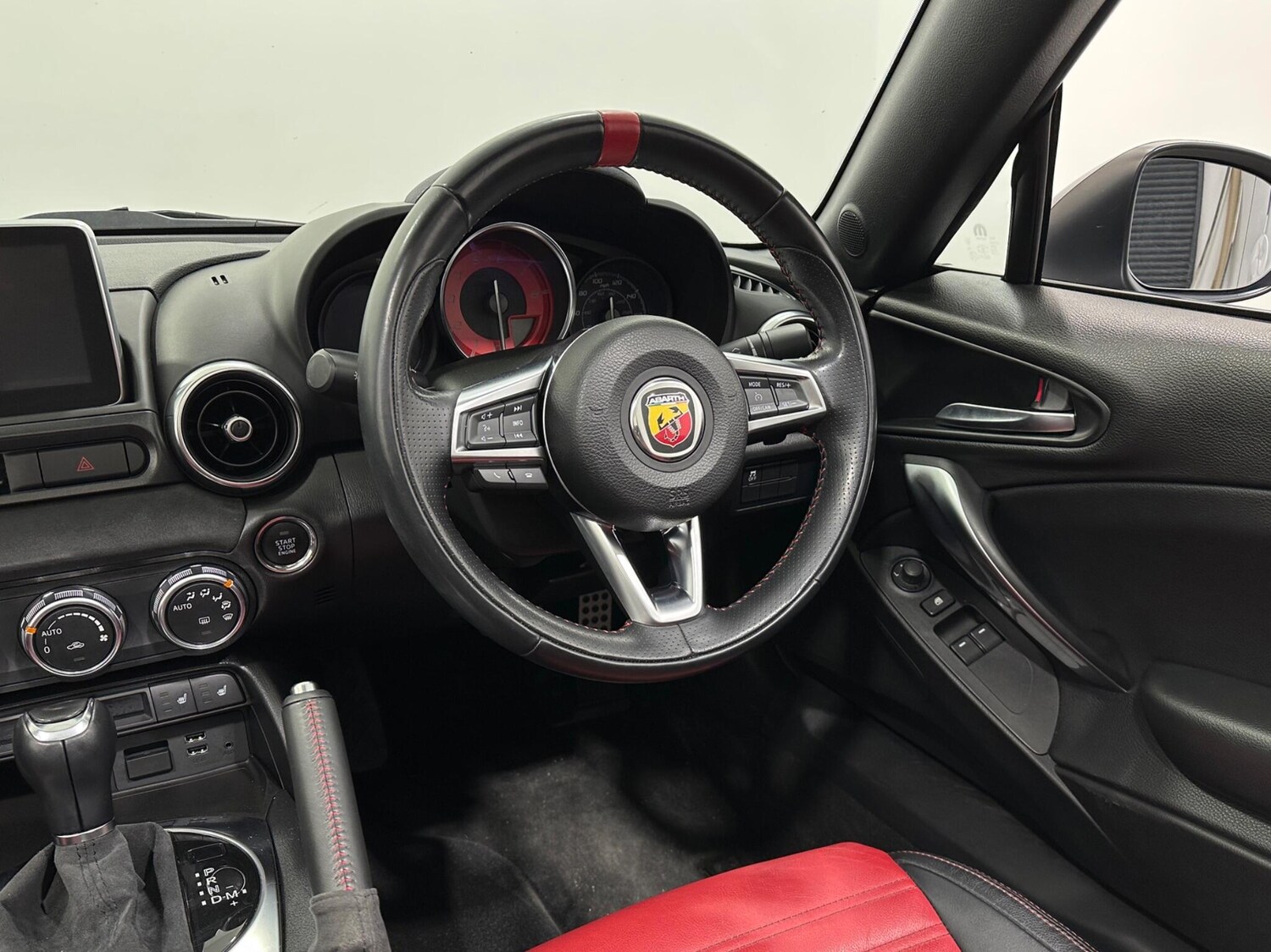 Used Abarth 124 Spider 2017 for sale - 78171495: Photo 11