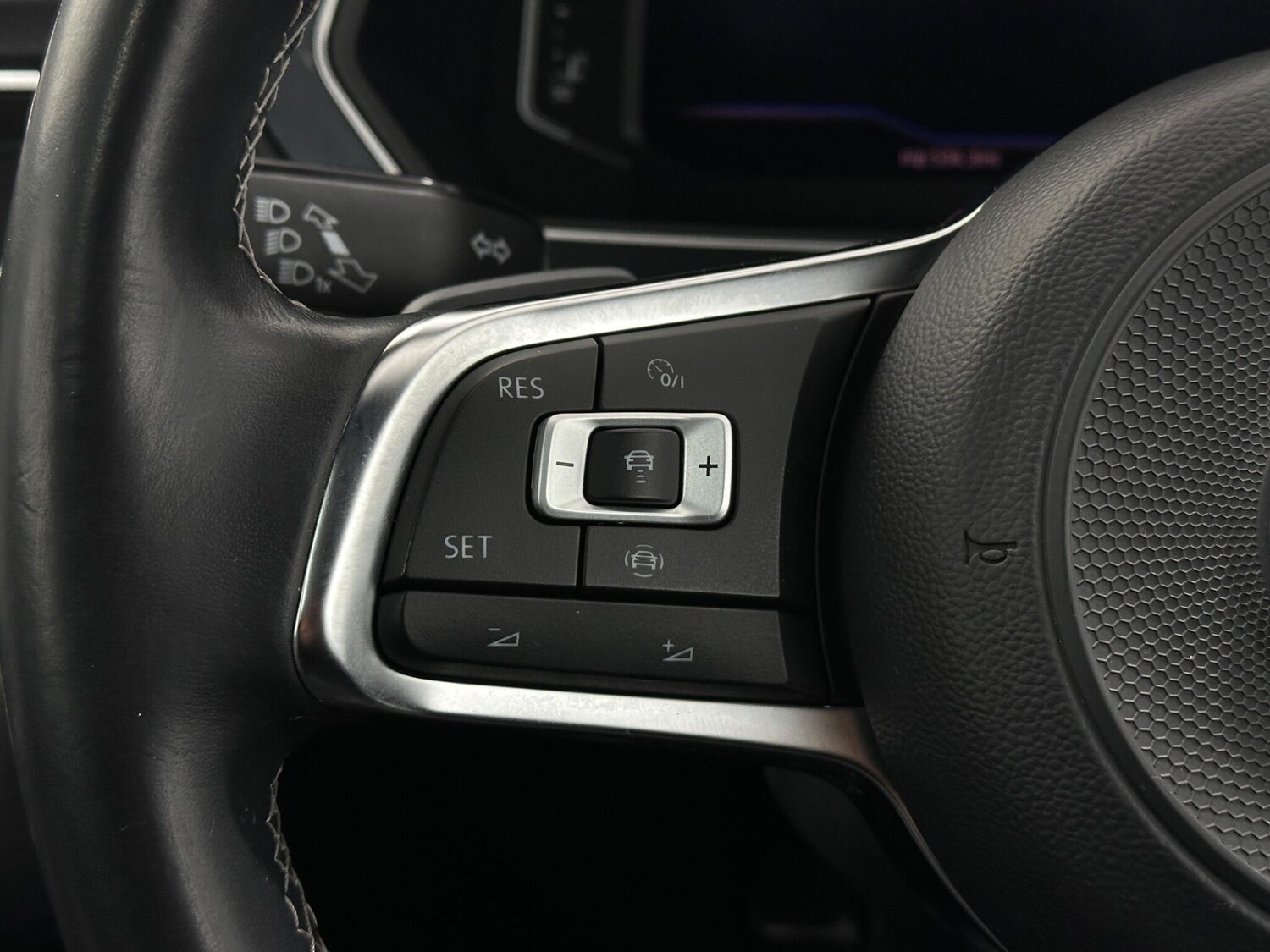 Used Volkswagen Tiguan for sale - 77497512: Photo 15